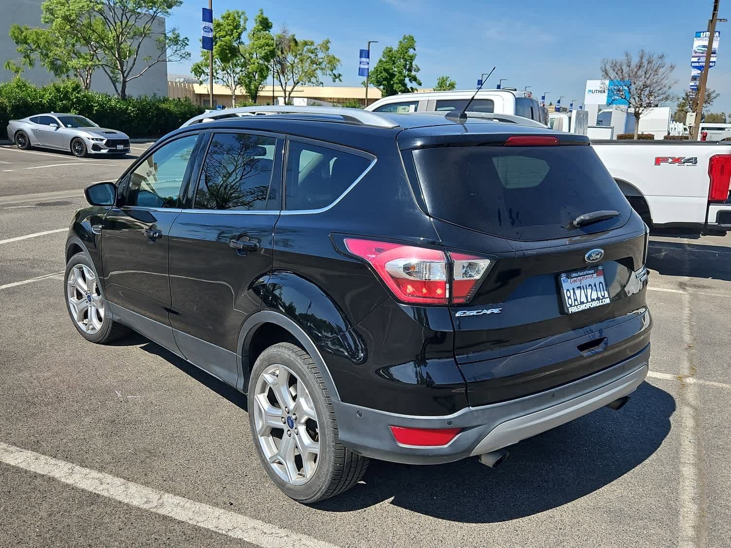 Used 2017 Ford Escape Titanium image 6