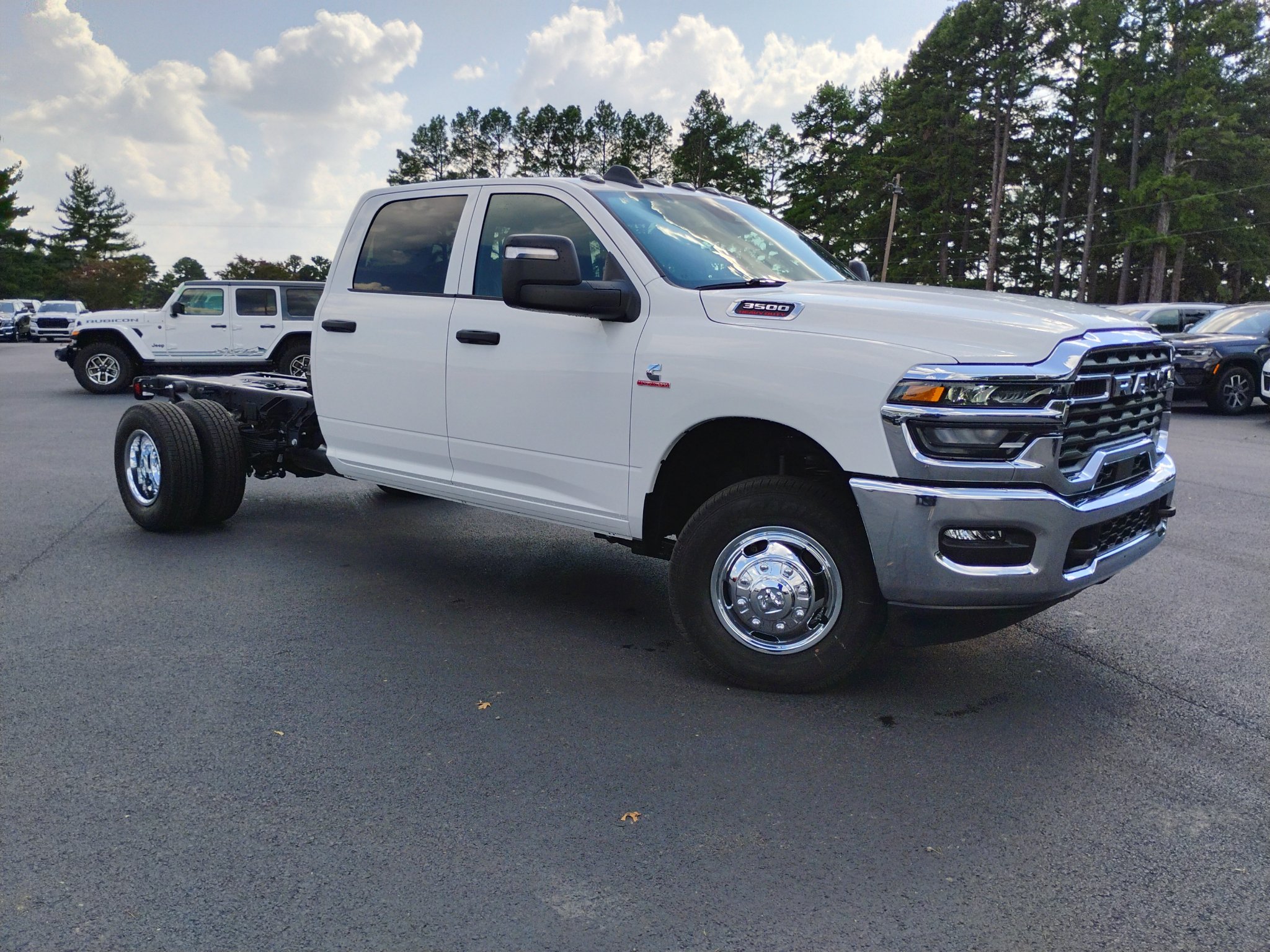 New 2026 RAM 3500 Tradesman w/ Chrome Appearance Group A AWD/4WD image 3