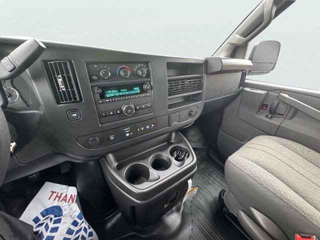 New 2025 GMC Savana 2500 w/ Driver Convenience Package image 4