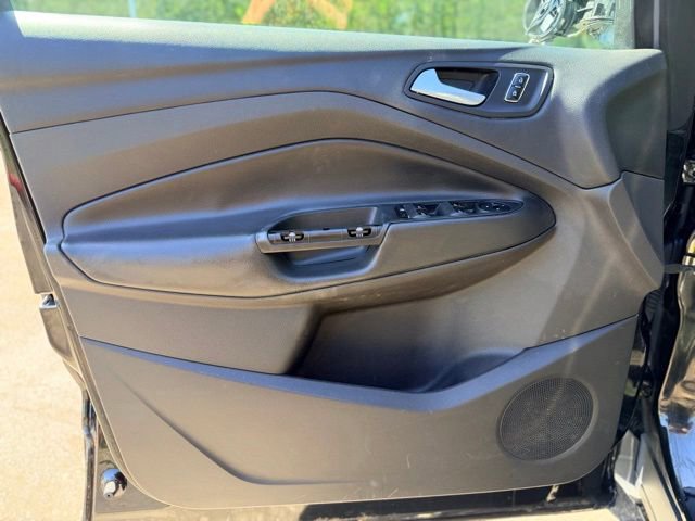 Used 2015 Ford Escape SE AWD/4WD image 16