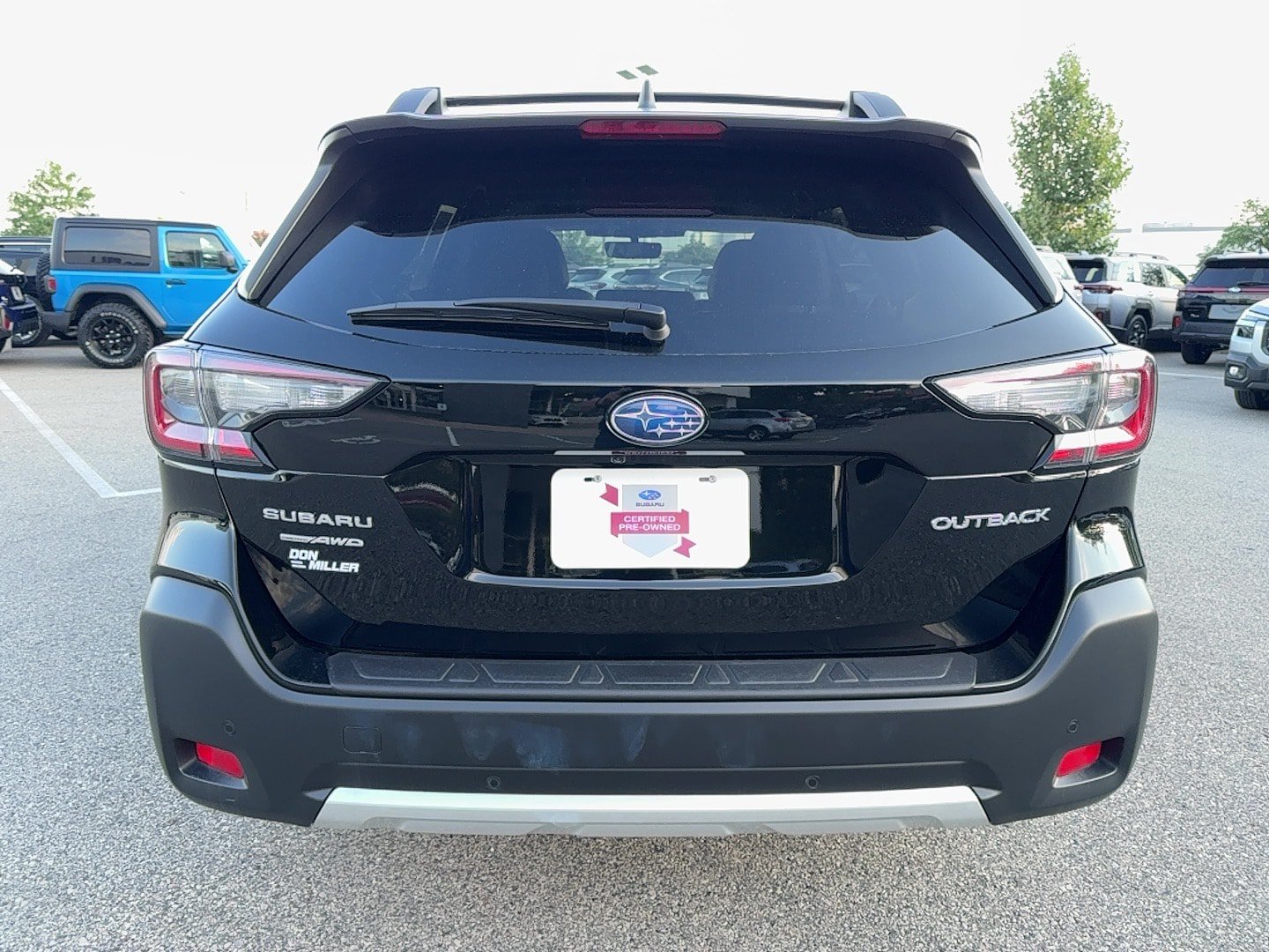 Certified 2025 Subaru Outback Limited AWD/4WD image 6