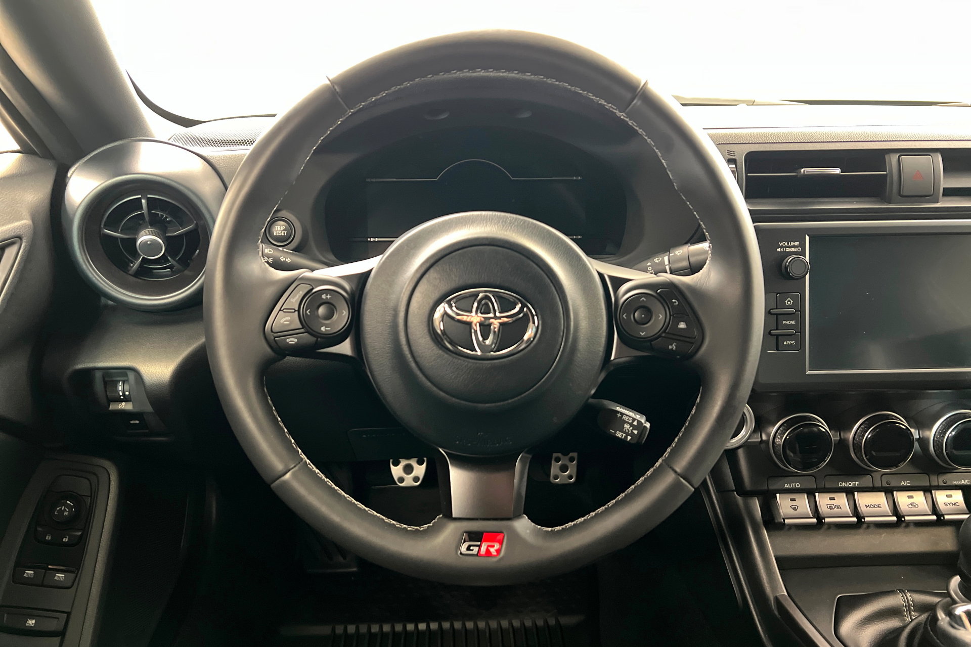 Certified 2025 Toyota GR86 Premium w/ Performance Package image 13