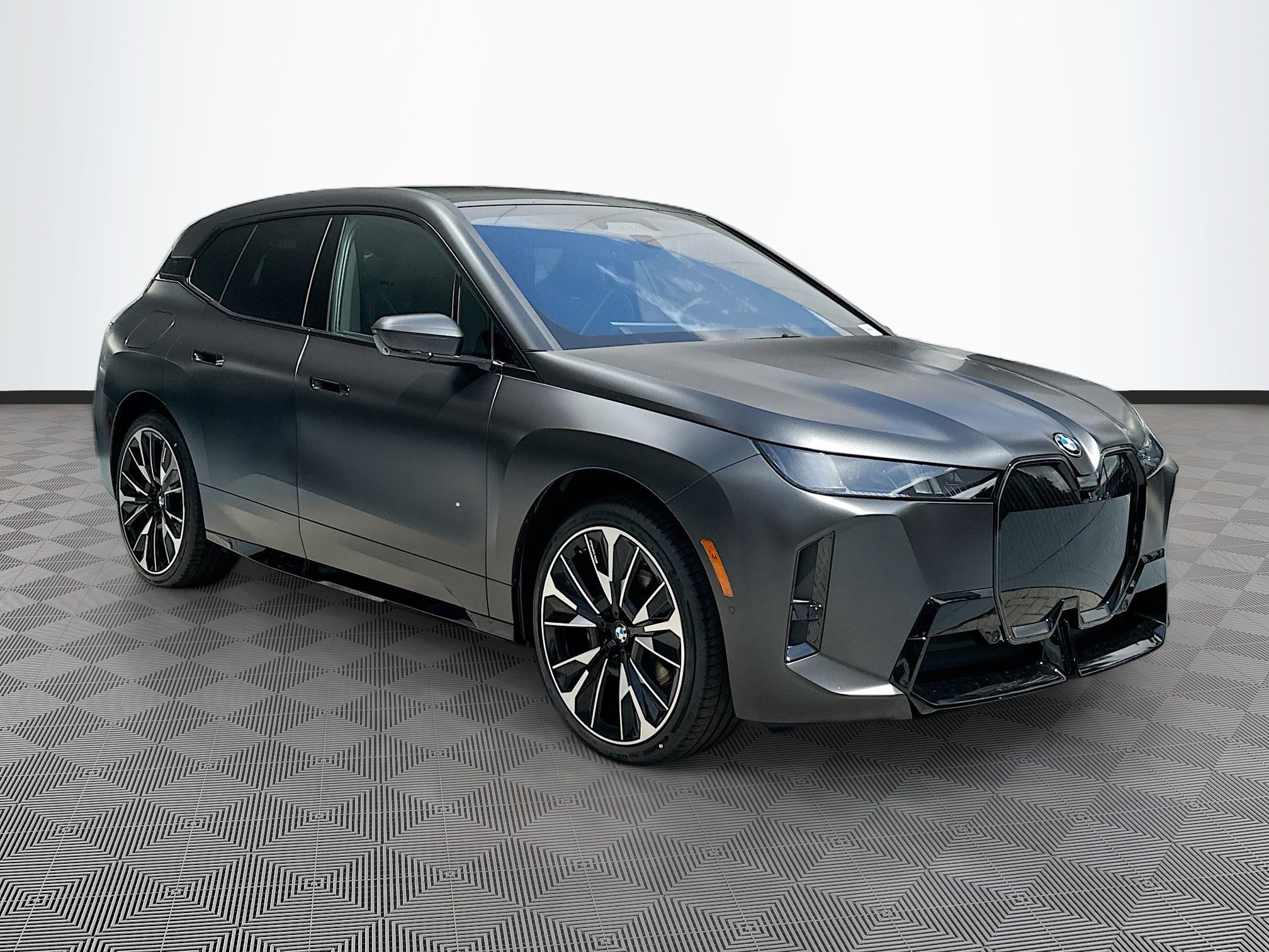 New 2026 BMW iX xDrive45 w/ M Sport Package image 1