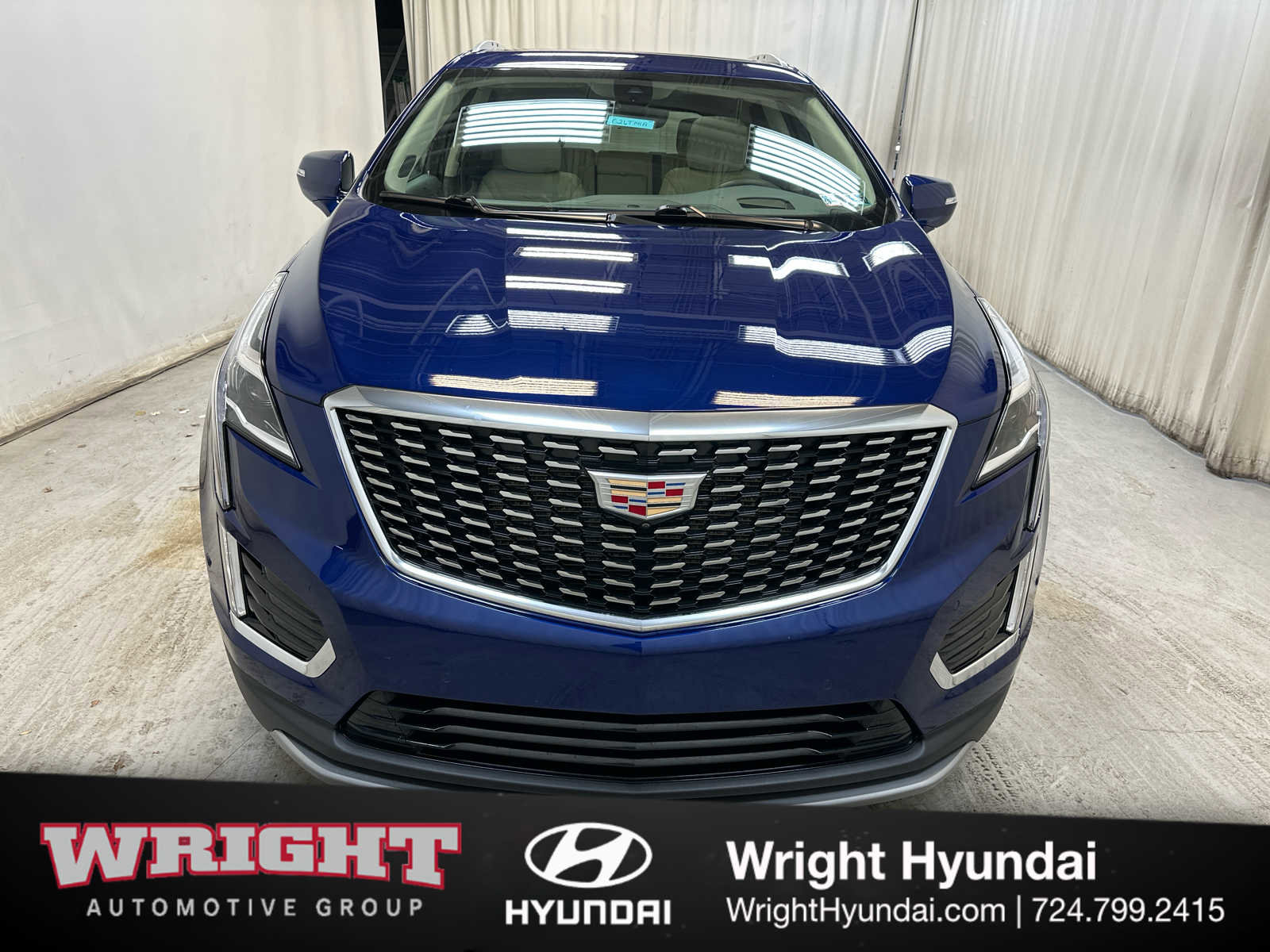 Used 2024 Cadillac XT5 Premium Luxury w/ Technology Package image 2