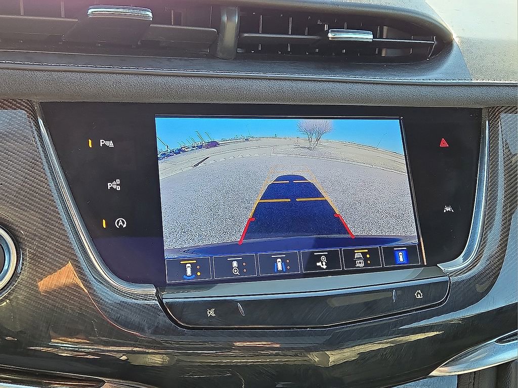 Used 2024 Cadillac XT6 Sport w/ Platinum Package image 28