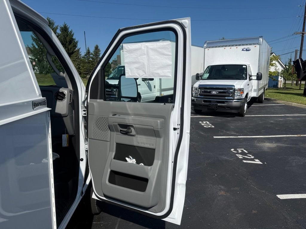 New 2026 Ford E-350 and Econoline 350 Super Duty w/ Power Equipment Group RWD image 54