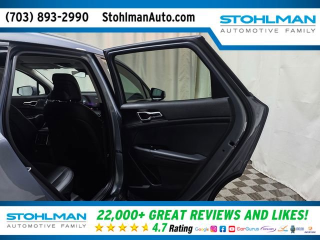 Used 2023 Kia Sportage EX AWD/4WD image 31