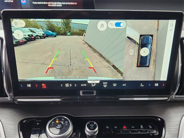 New 2025 Ford Expedition Max Platinum w/ Driver's Package image 14