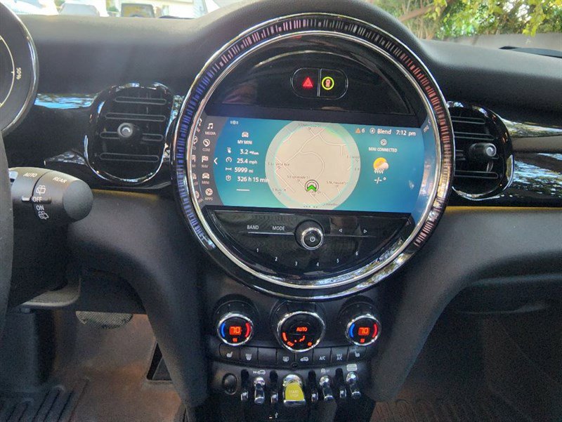 Used 2022 MINI Cooper SE image 24