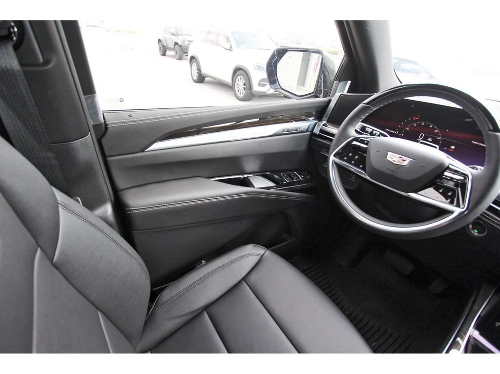 New 2026 Cadillac Escalade ESV 2WD image 8
