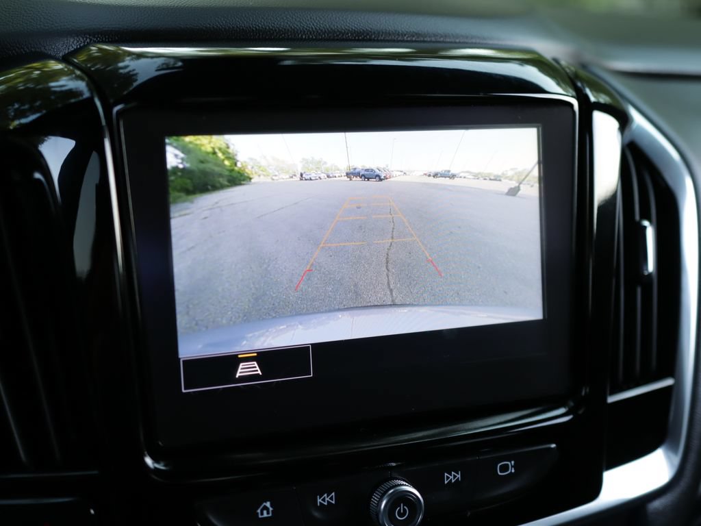 Used 2023 Chevrolet Traverse LT FWD image 14