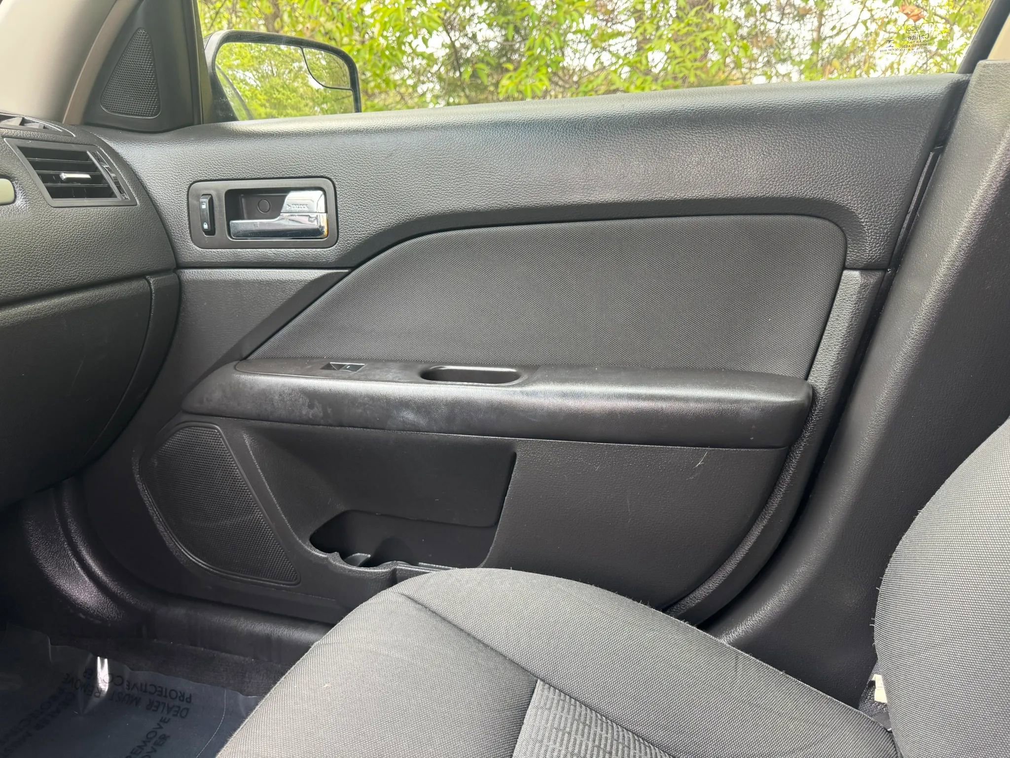 Used 2012 Ford Fusion SE image 8