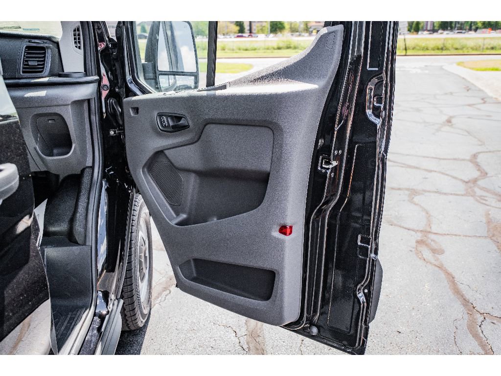New 2024 Ford Transit 150 Low Roof RWD image 18