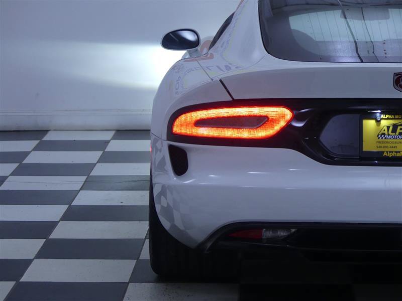 Used 2014 SRT Viper GTS RWD image 26