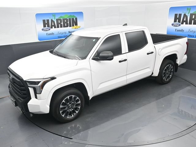 Used 2025 Toyota Tundra SR w/ SR Tow Package AWD/4WD image 22