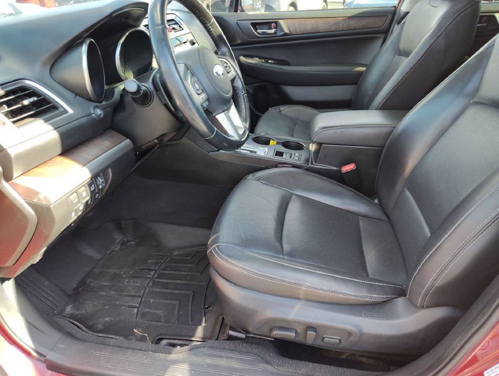 Used 2017 Subaru Outback 2.5i Limited AWD/4WD image 9