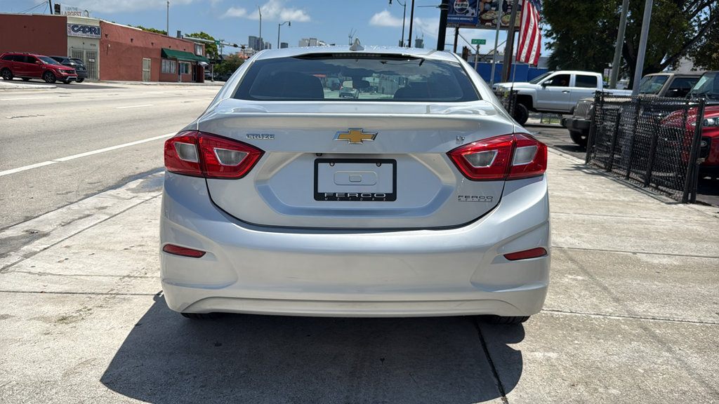 Used 2019 Chevrolet Cruze LT w/ LT Fleet Convenience Package FWD image 13