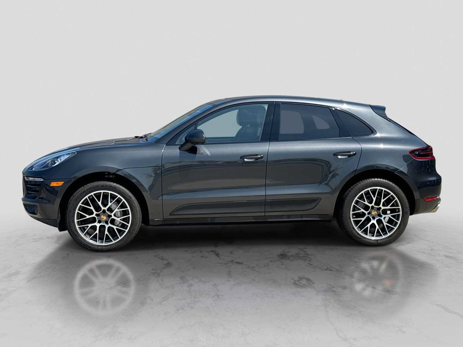 Used 2018 Porsche Macan S AWD/4WD image 3