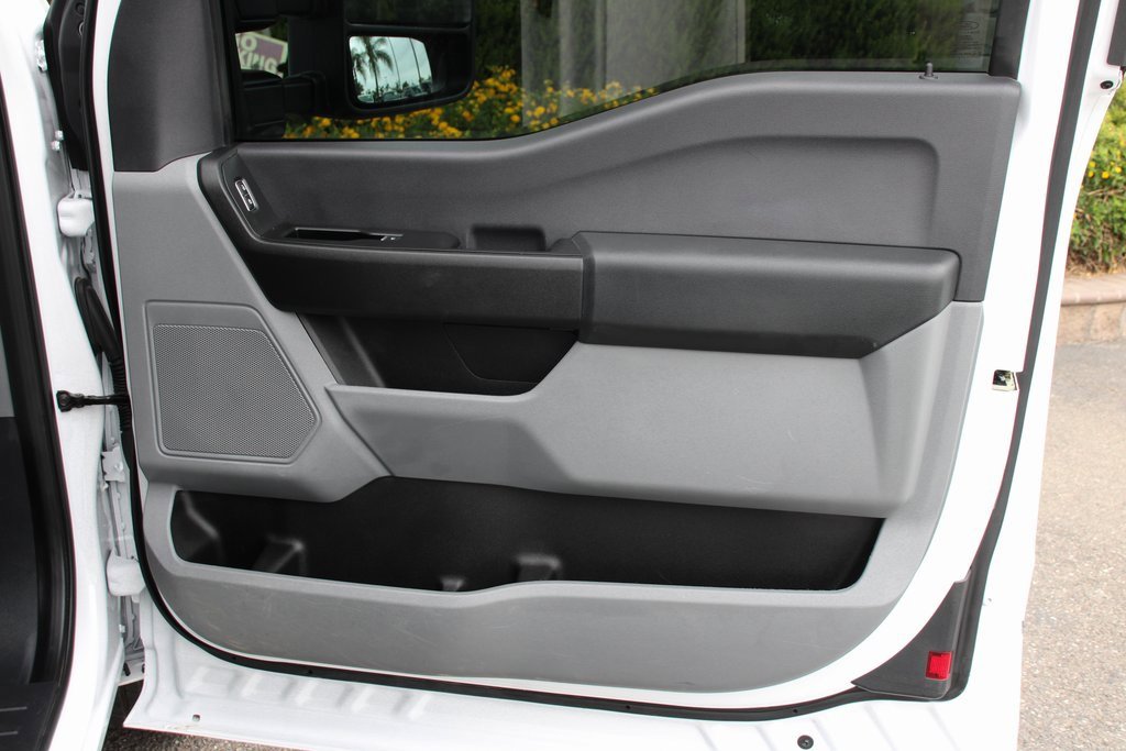 Used 2024 Ford F250 XL w/ XL Chrome Package image 37