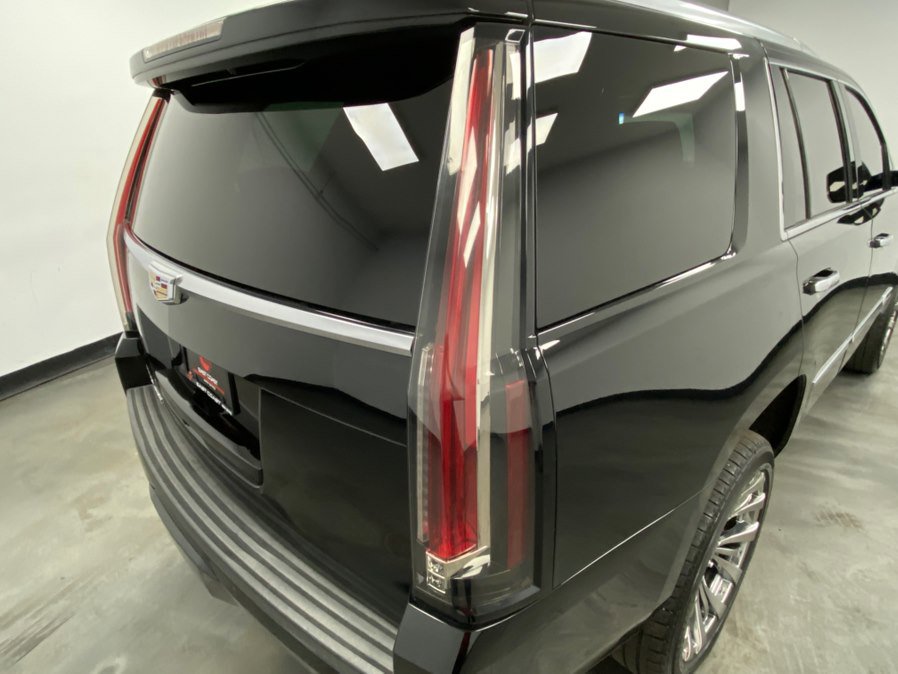Used 2017 Cadillac Escalade Platinum AWD/4WD image 14