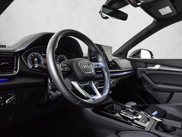 Certified 2025 Audi Q5 2.0T Premium Plus w/ Premium Plus Package AWD/4WD image 10