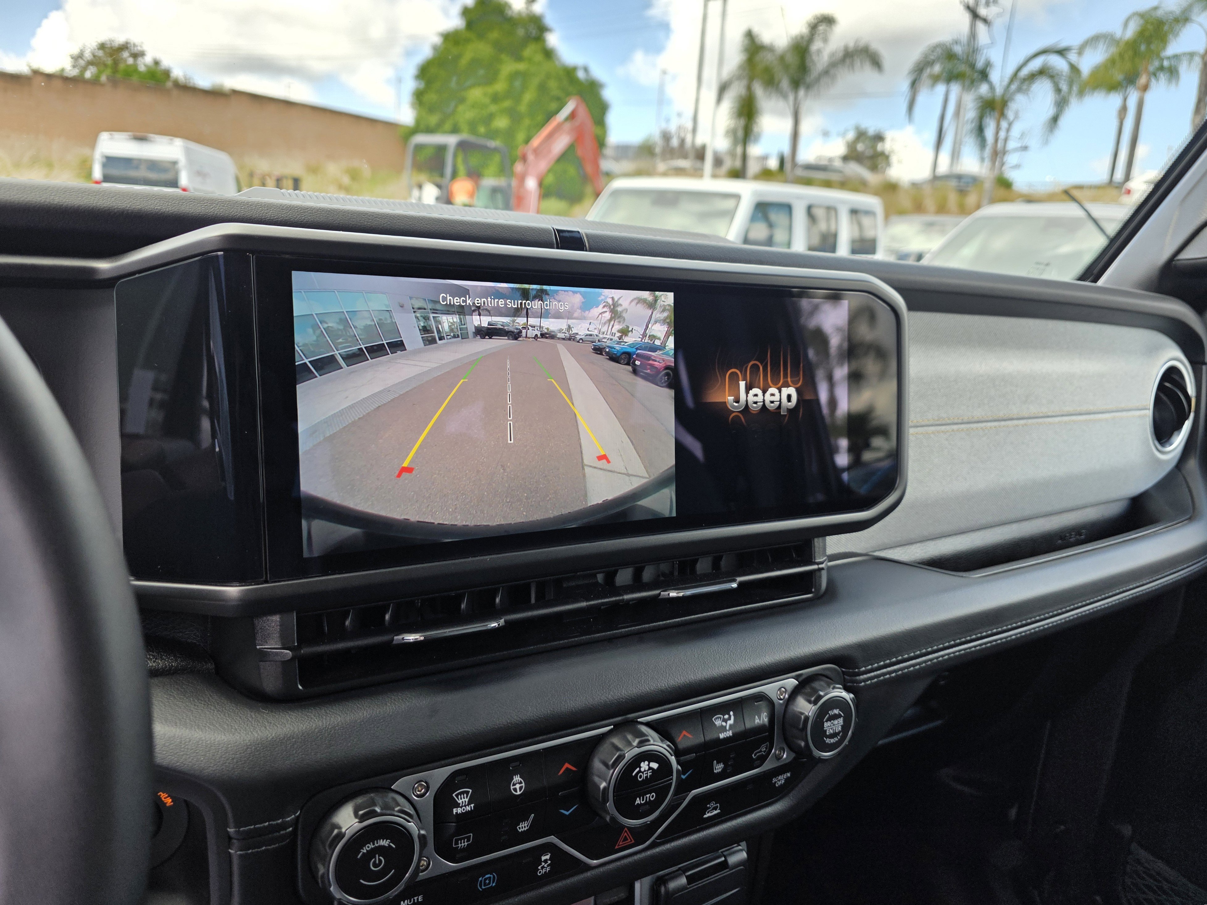 Certified 2025 Jeep Wrangler Sahara image 17