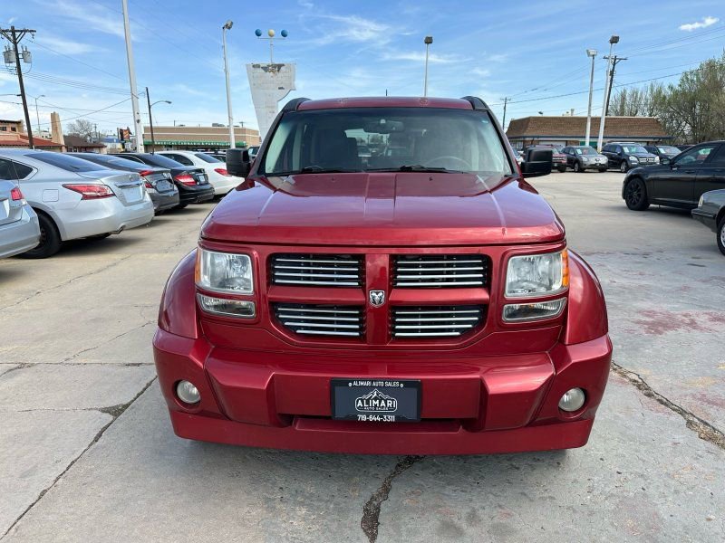 Used 2008 Dodge Nitro R/T image 2