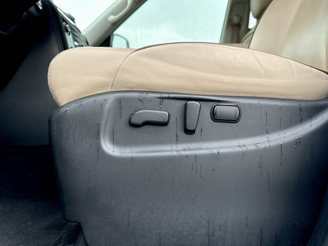 Used 2019 Nissan Armada Platinum w/ Captain's Chairs Package image 12