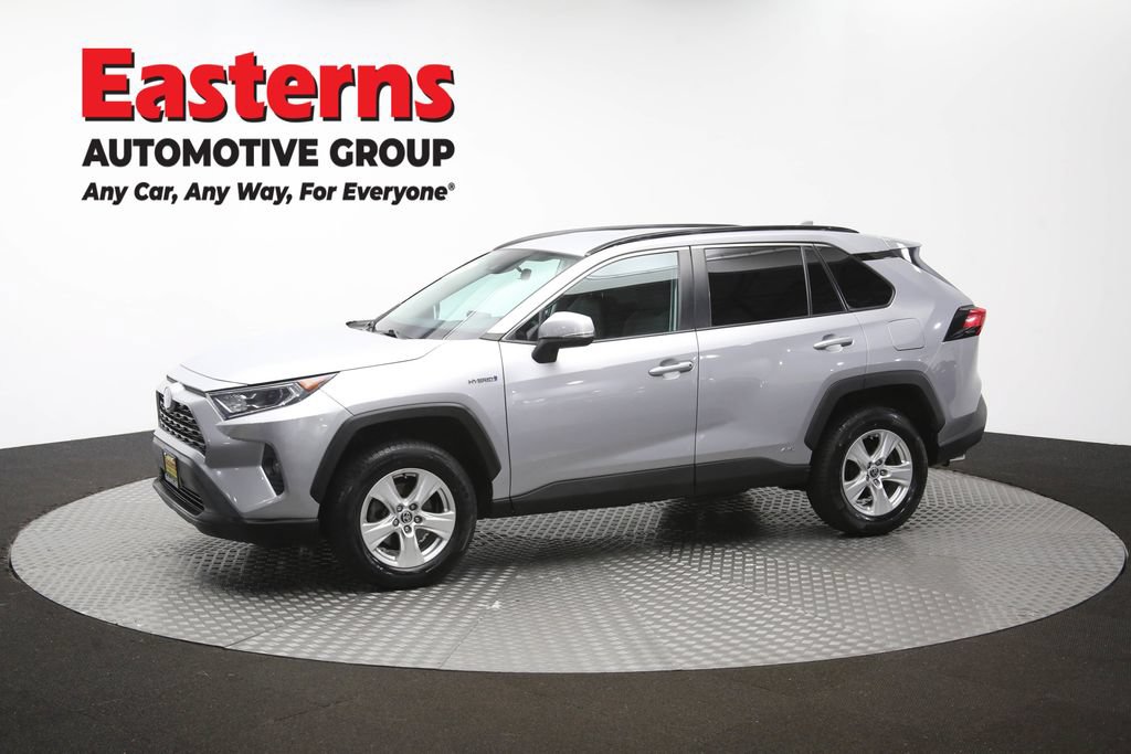 Used 2021 Toyota RAV4 XLE w/ XLE Grade Weather Package AWD/4WD image 60