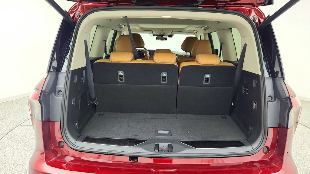 Used 2026 INFINITI QX80 Sensory AWD/4WD image 24