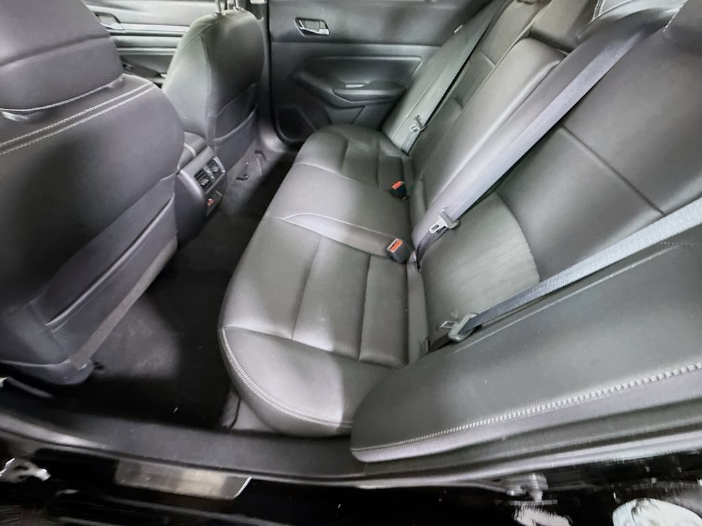 Certified 2019 Nissan Altima 2.0 Platinum FWD image 29