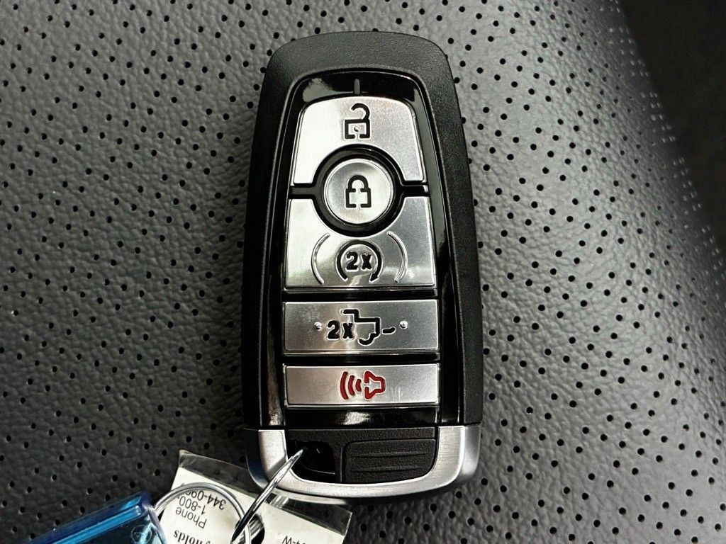 New 2026 Ford F250 Lariat image 38