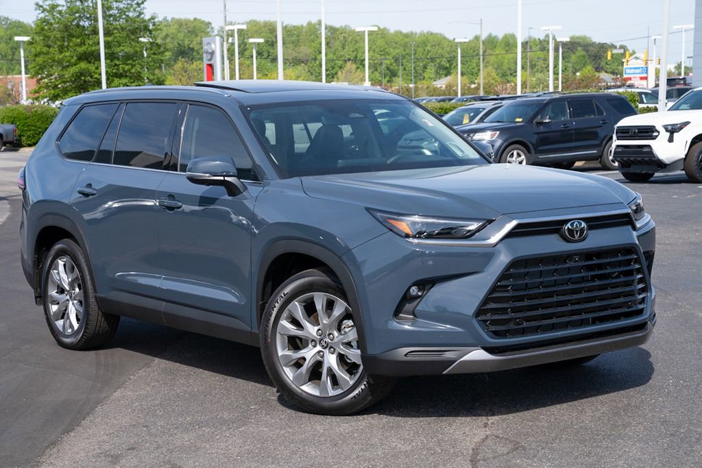 Used 2026 Toyota Grand Highlander Limited image 1
