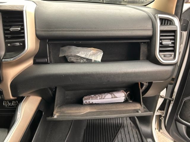 Used 2019 RAM 1500 Laramie AWD/4WD image 37