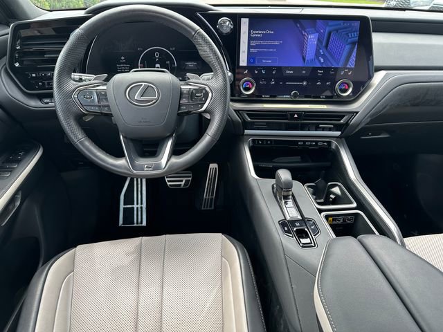 Used 2024 Lexus TX 500h AWD w/ Technology Package image 17