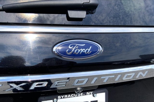 Used 2019 Ford Expedition Limited AWD/4WD image 30
