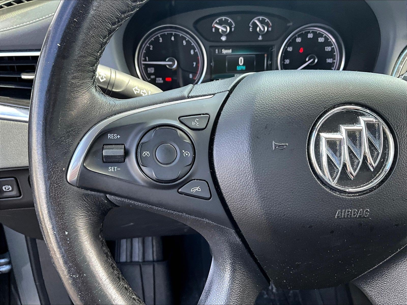 Used 2018 Buick Enclave Essence FWD image 11