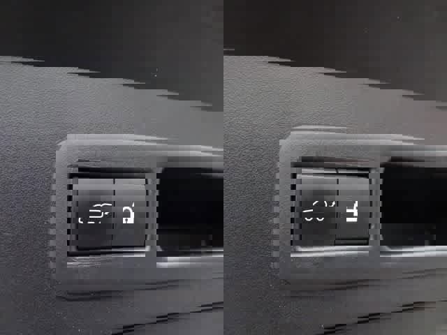 Used 2021 Lexus UX 250h w/ Premium Package image 11