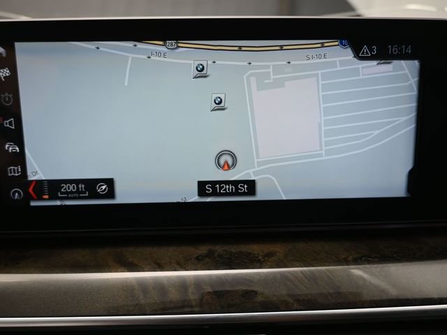 Used 2018 BMW 530i w/ Premium Package image 6