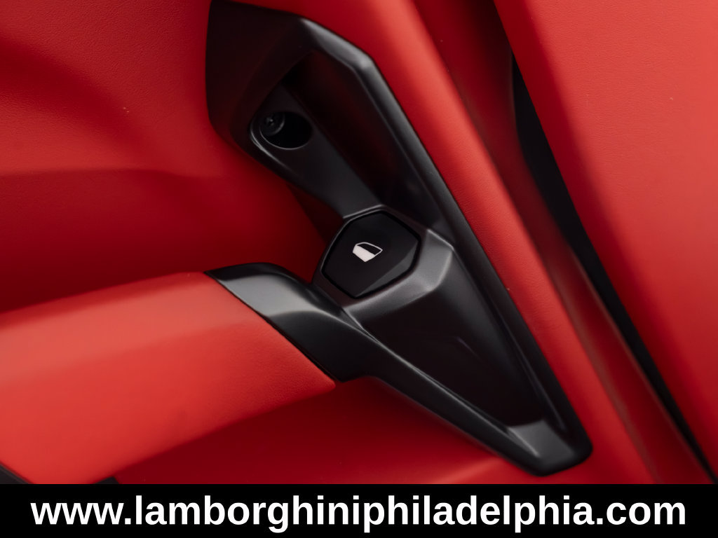Used 2026 Lamborghini Revuelto AWD/4WD image 15