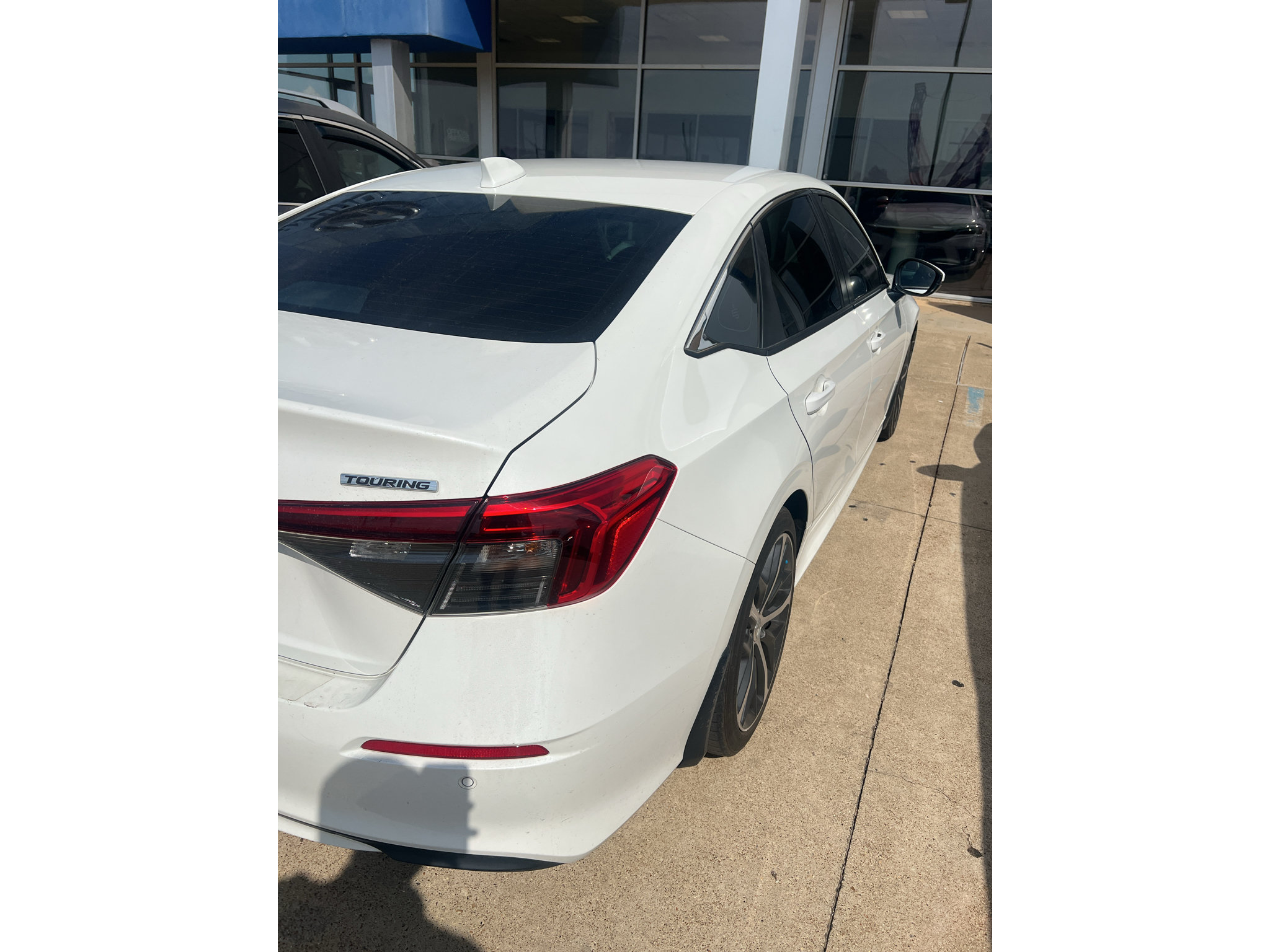 Used 2024 Honda Civic Touring image 3