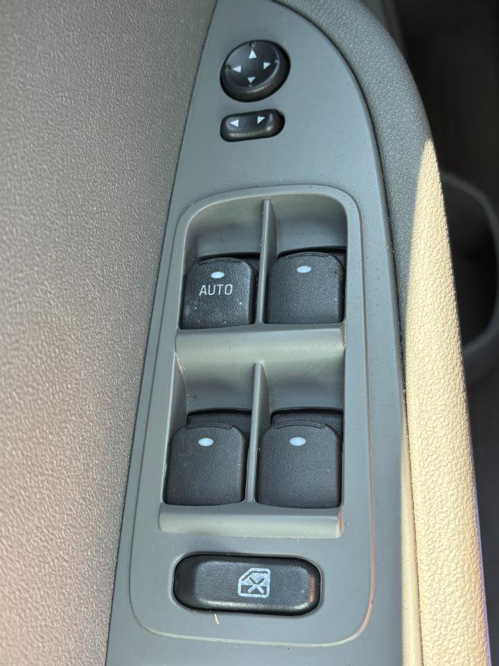 Used 2010 Chevrolet Malibu LT w/ Premium Audio Package FWD image 16