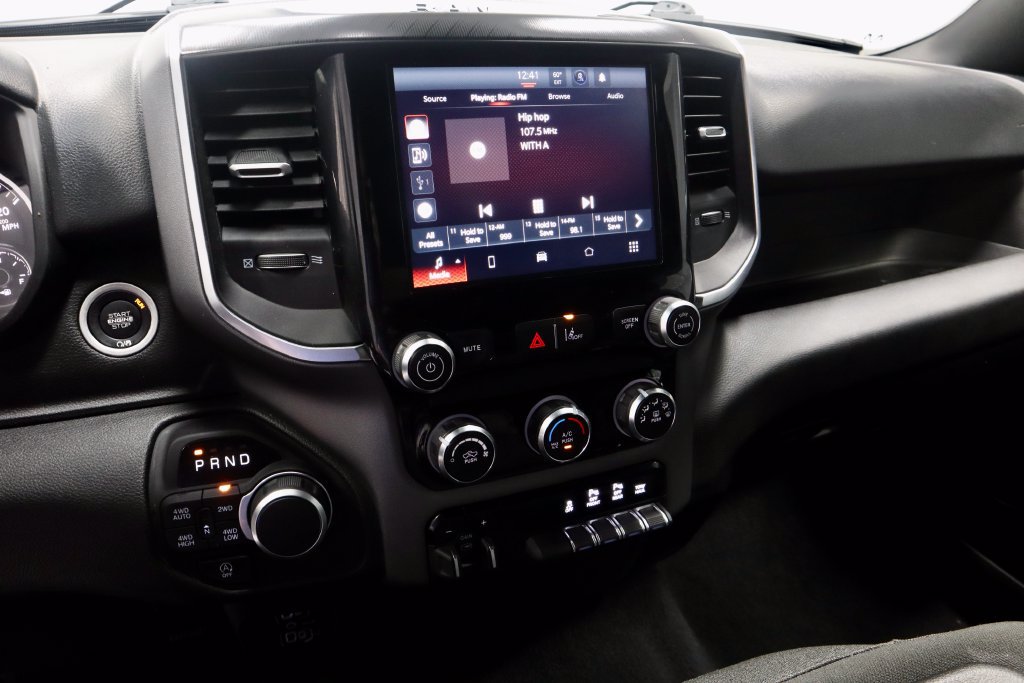 Used 2025 RAM 1500 Big Horn AWD/4WD image 31