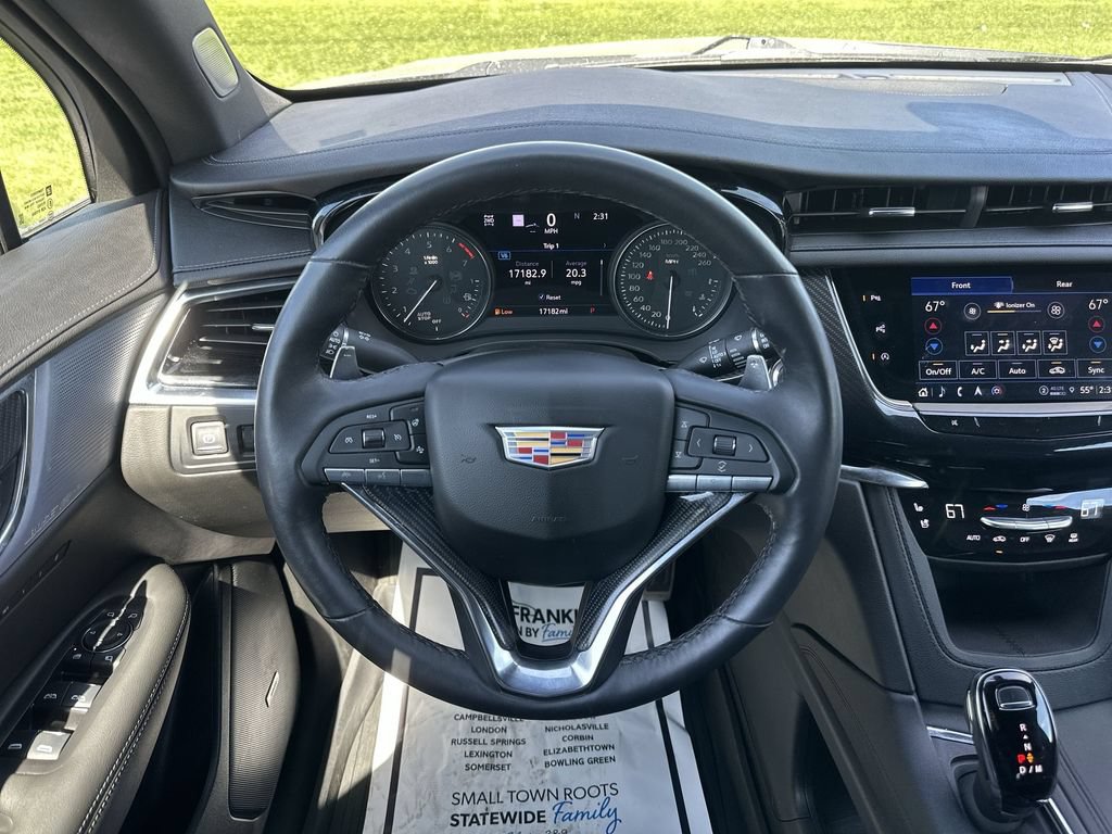 Used 2024 Cadillac XT6 Sport w/ LPO, ONYX Package AWD/4WD image 14