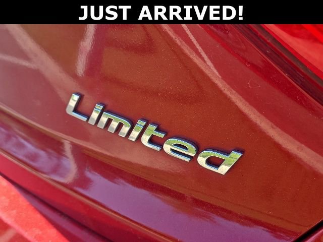 Used 2017 Hyundai Sonata Limited w/ Ultimate Package 04 FWD image 7