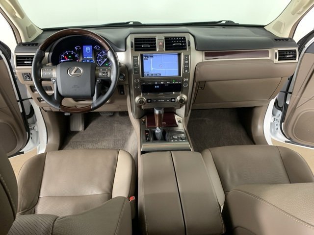 Used 2019 Lexus GX 460 image 40