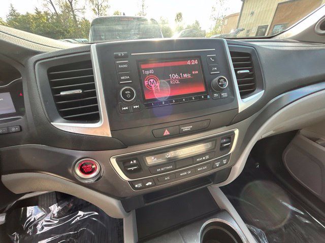 Used 2017 Honda Pilot LX image 21
