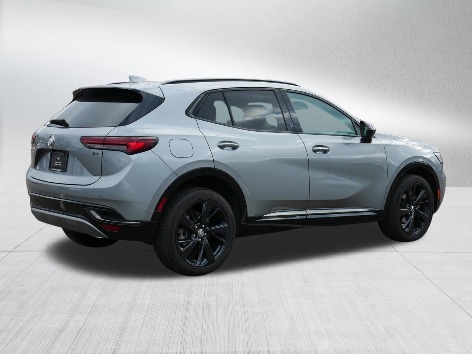 Used 2023 Buick Envision Essence w/ Sport Touring Package image 7