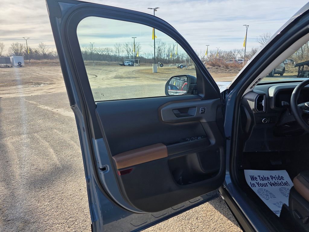 New 2026 Ford Bronco Sport Outer Banks w/ Outer Banks Tech Package+ AWD/4WD image 13