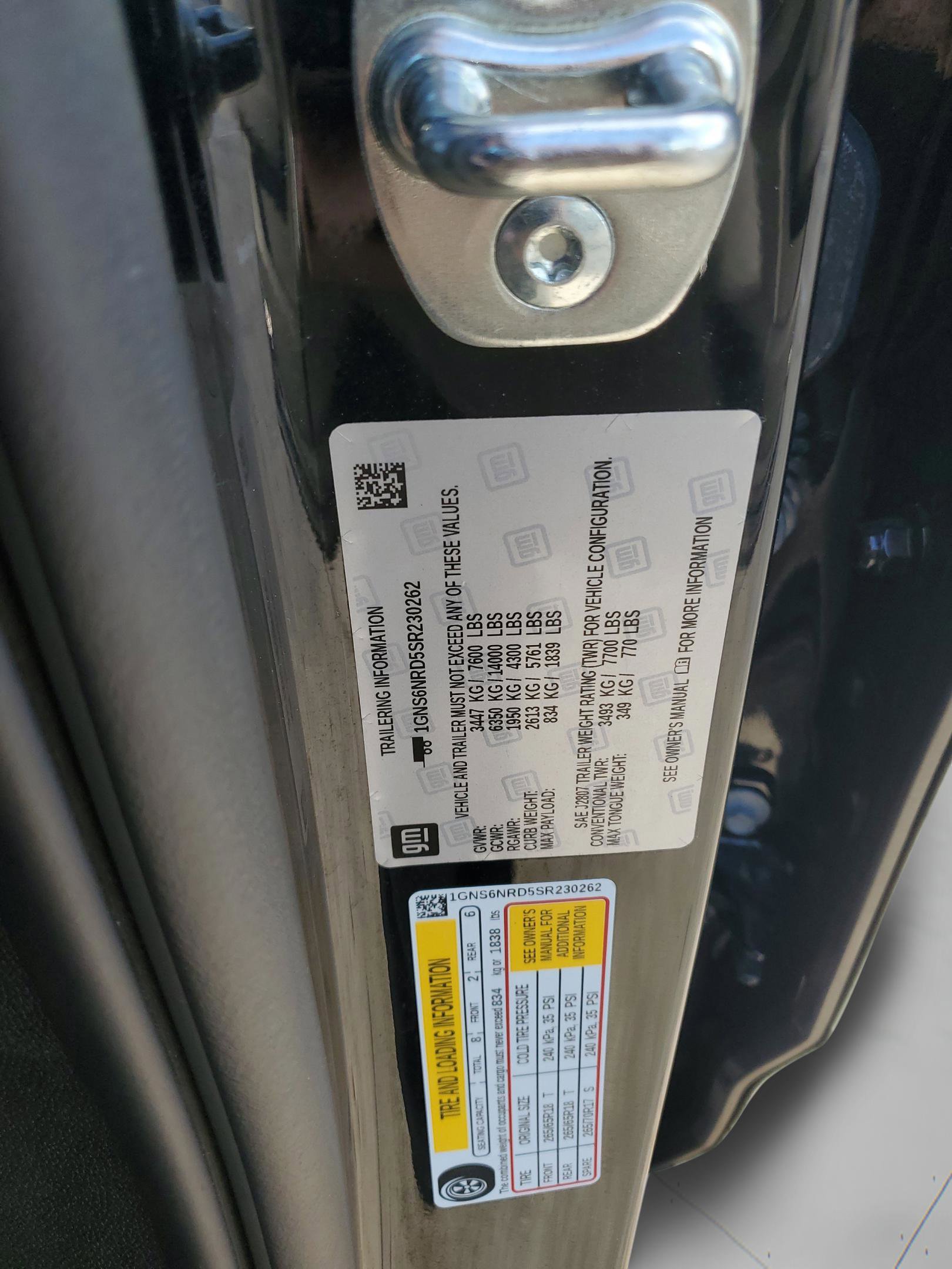 Used 2025 Chevrolet Tahoe LT image 31